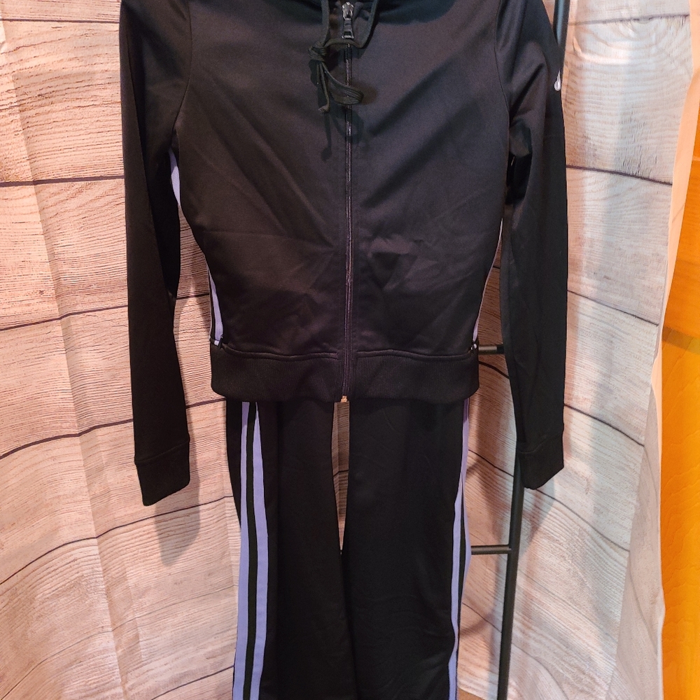 Guess ATHLETIC Suit